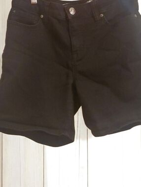 Seven7 Shorts Womens Size 8 Black Denim Weekend Shorts